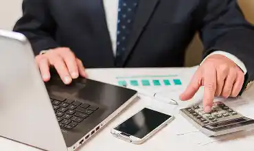 financial analysis workspace
